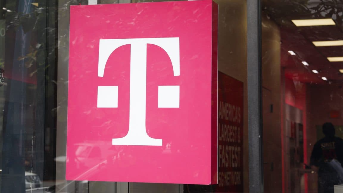 T-Mobile Fights Broadcom in Court Over VMware Support While Racing to Exit the Platform